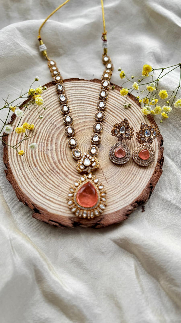 Elara Polki Necklace Set